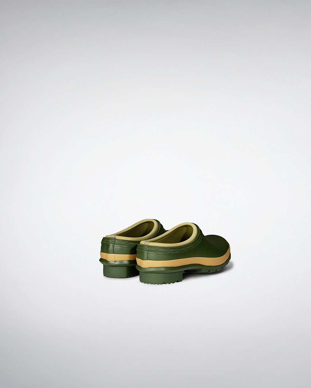 Hunter Gardener Clogs - Shop Online Womens Green - XHIFVE682